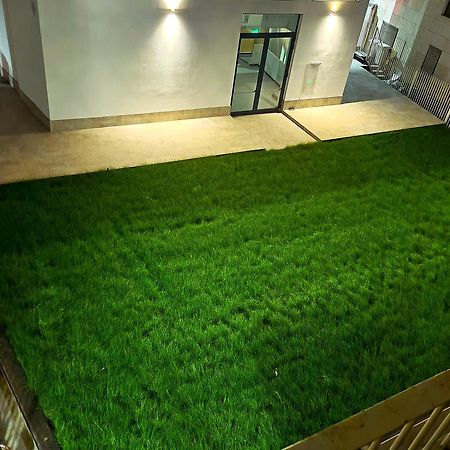 Apartamento S. Ambrogio Square Milán Exterior foto