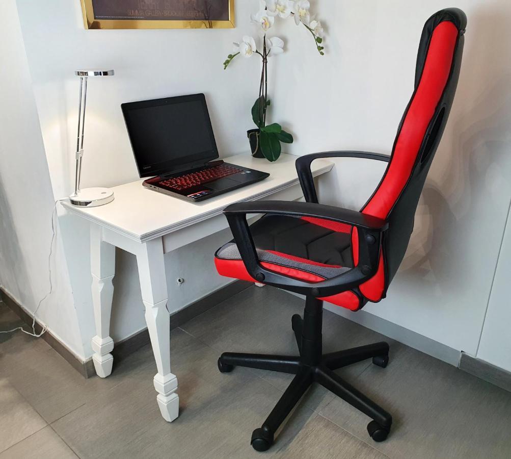 Apartamento S. Ambrogio Square Milán Exterior foto
